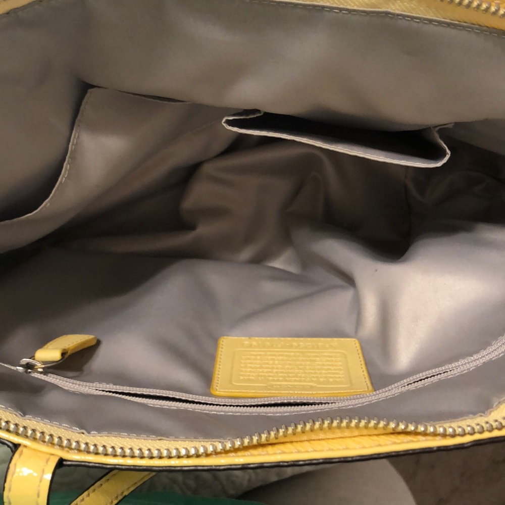Coach Handbag - Picture 4 of 5